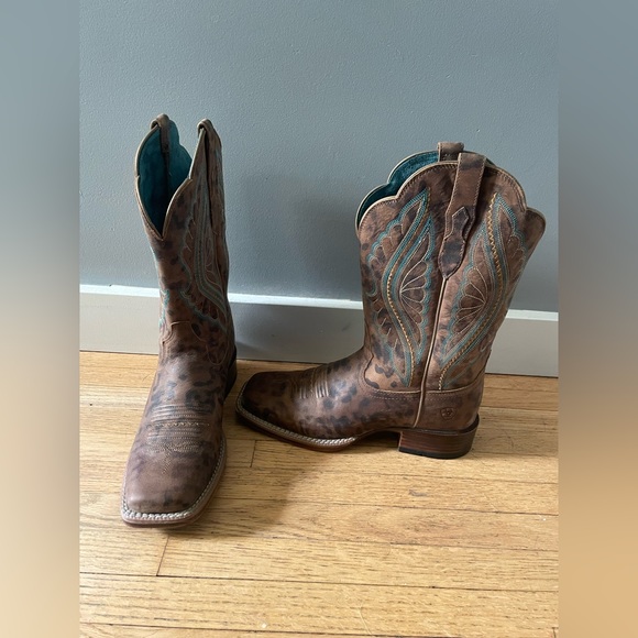 Ariat cheetah cowgirl boots - Picture 2 of 4